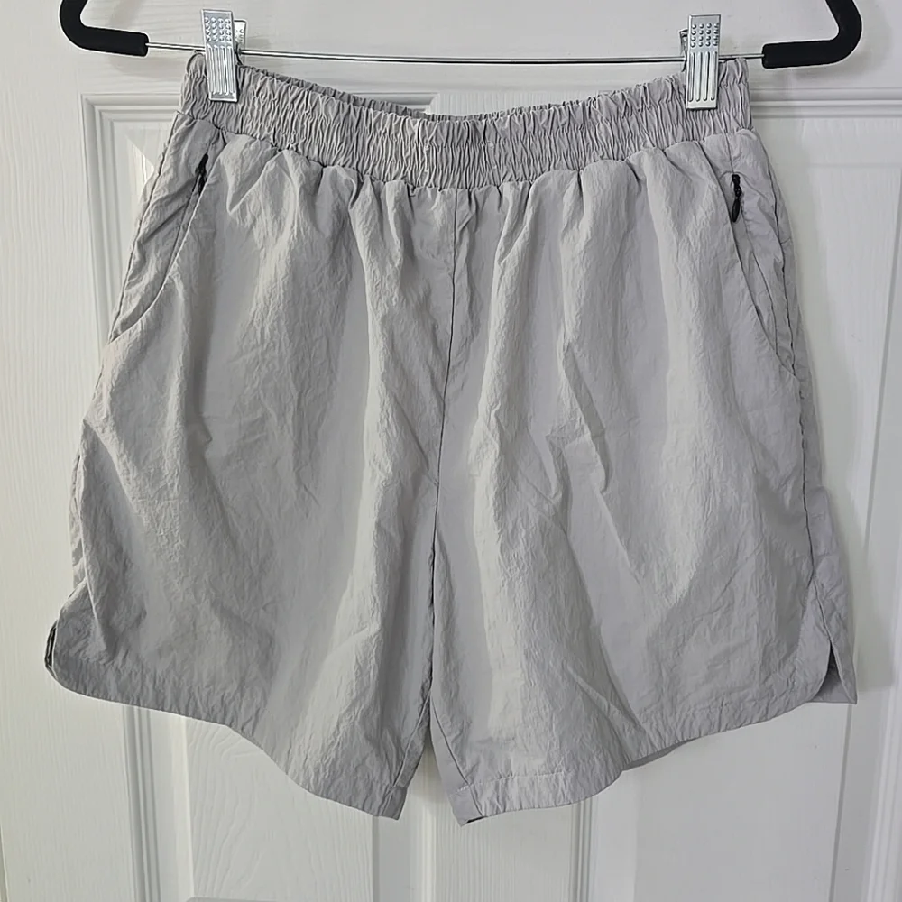 Richie Le Collection‎ Nylon Elastic Waist Shorts Light Steel Color Size Medium